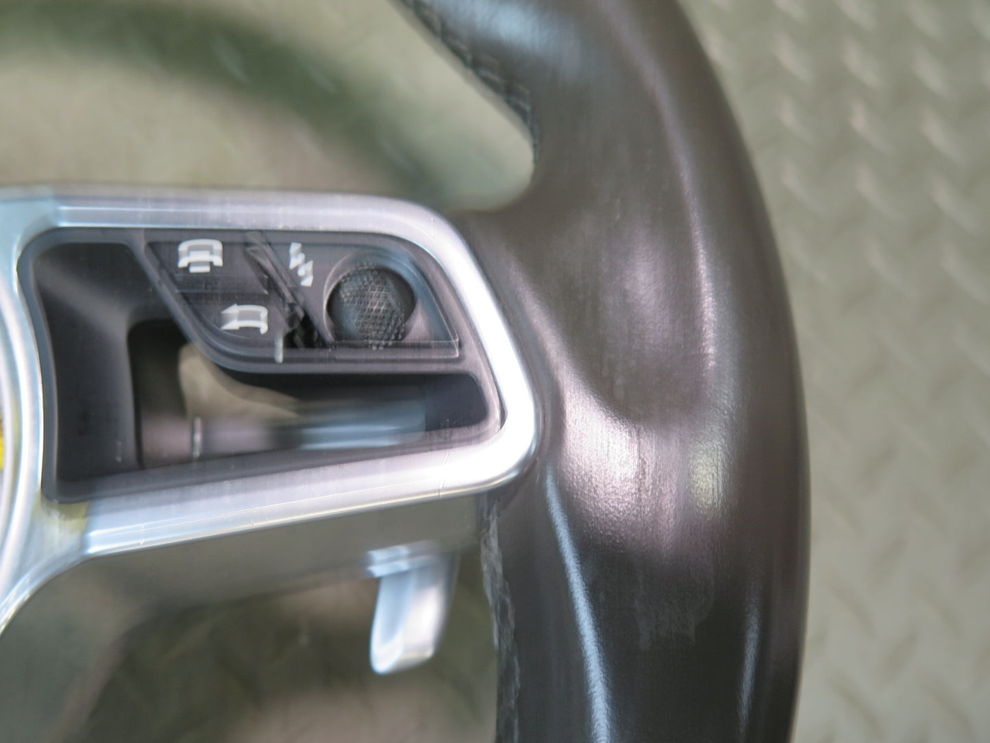 2015-2018 Porsche Cayenne 958.2 Leather Heated Steering w Paddles & Controls
