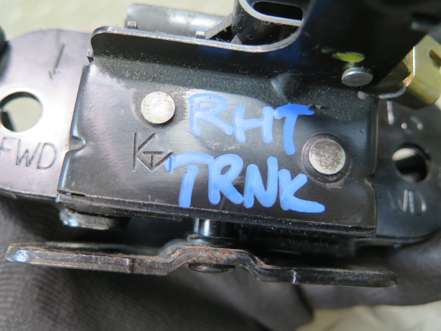 2003-2009 Hummer H2 Rear Trunk Lid Tailgate Liftgate Lock Latch Set