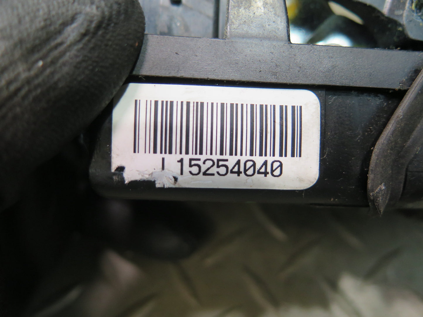 2003-2007 Hummer H2 Front Left Driver Side Door Lock Latch Actuator