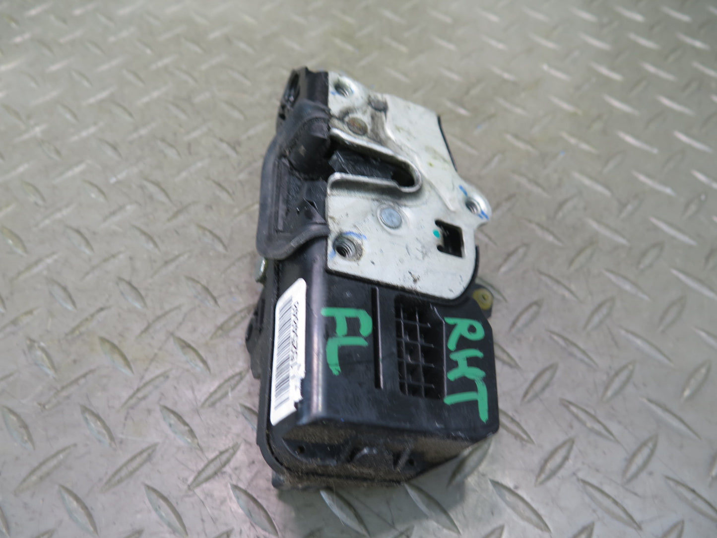 2003-2007 Hummer H2 Front Left Driver Side Door Lock Latch Actuator