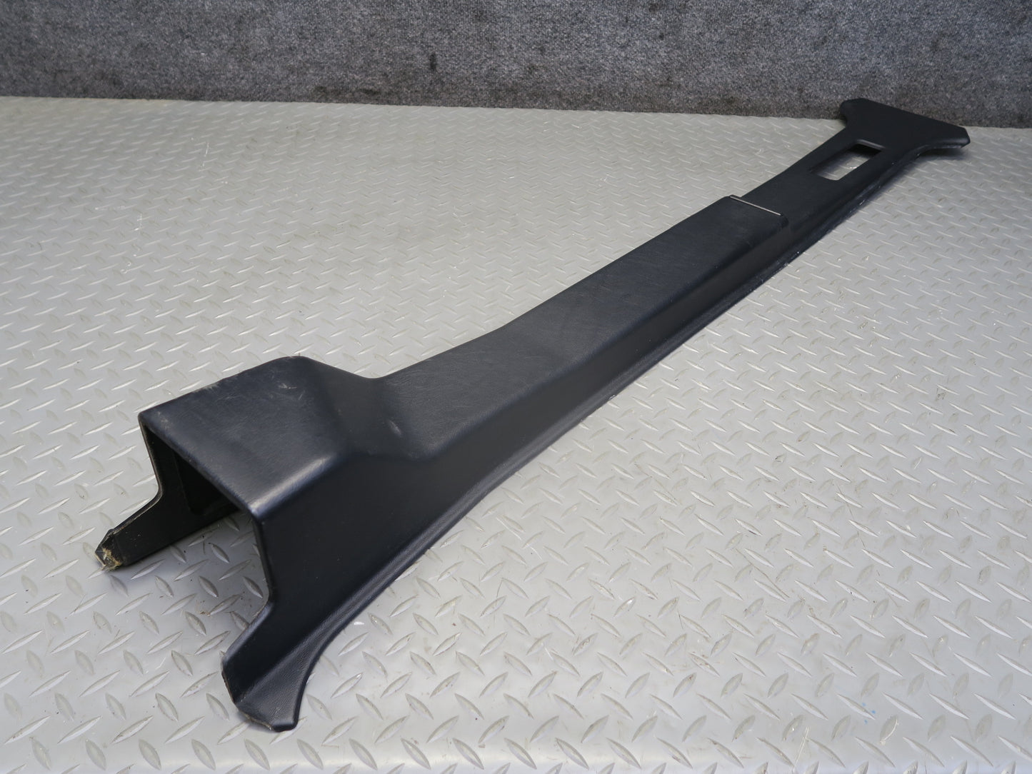 2002-2005 Mercedes W463 G500 Left & Right Interior B Pillar Trim Panel Set of 2