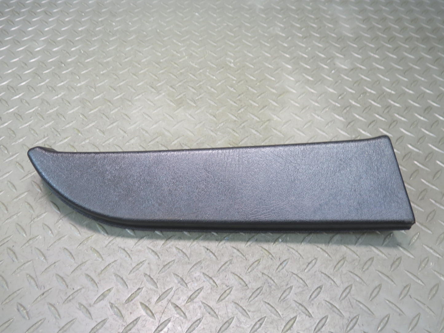2003-2007 Hummer H2 Rear Left & Right Door Window Upper Trim Panel Set of 2