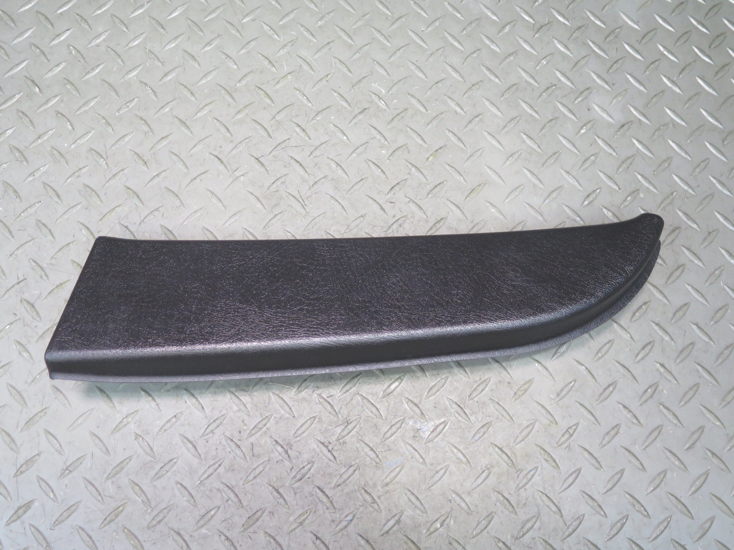 2003-2007 Hummer H2 Rear Left & Right Door Window Upper Trim Panel Set of 2