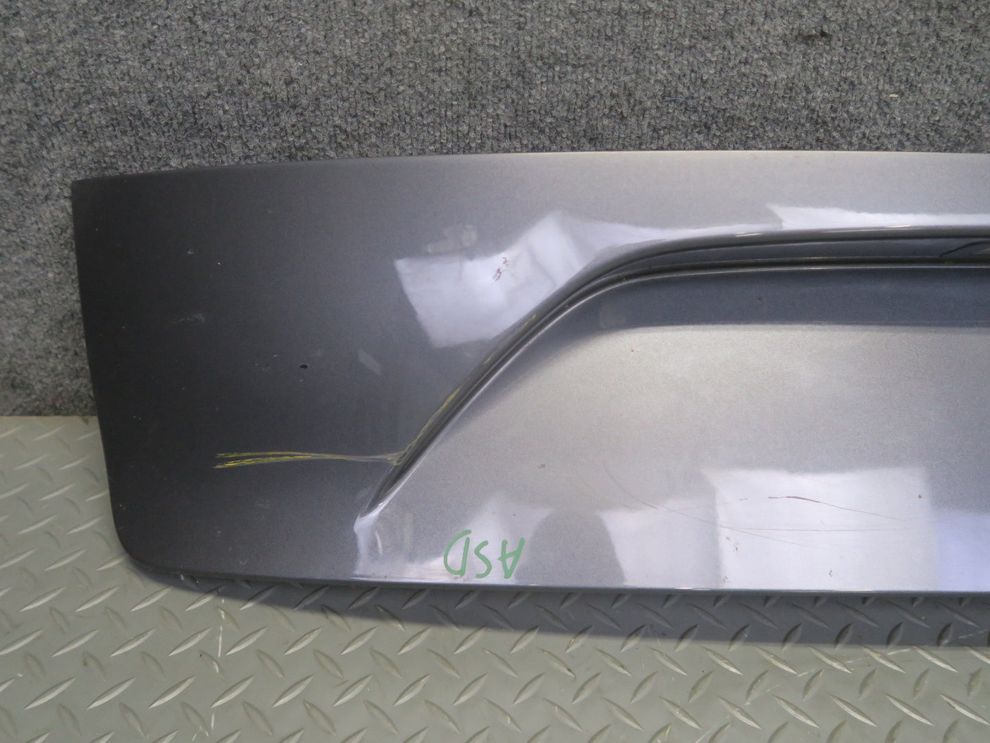 2017-2019 Alfa Romeo Stelvio Rear Trunk Hatch License Plate Molding Panel Gray