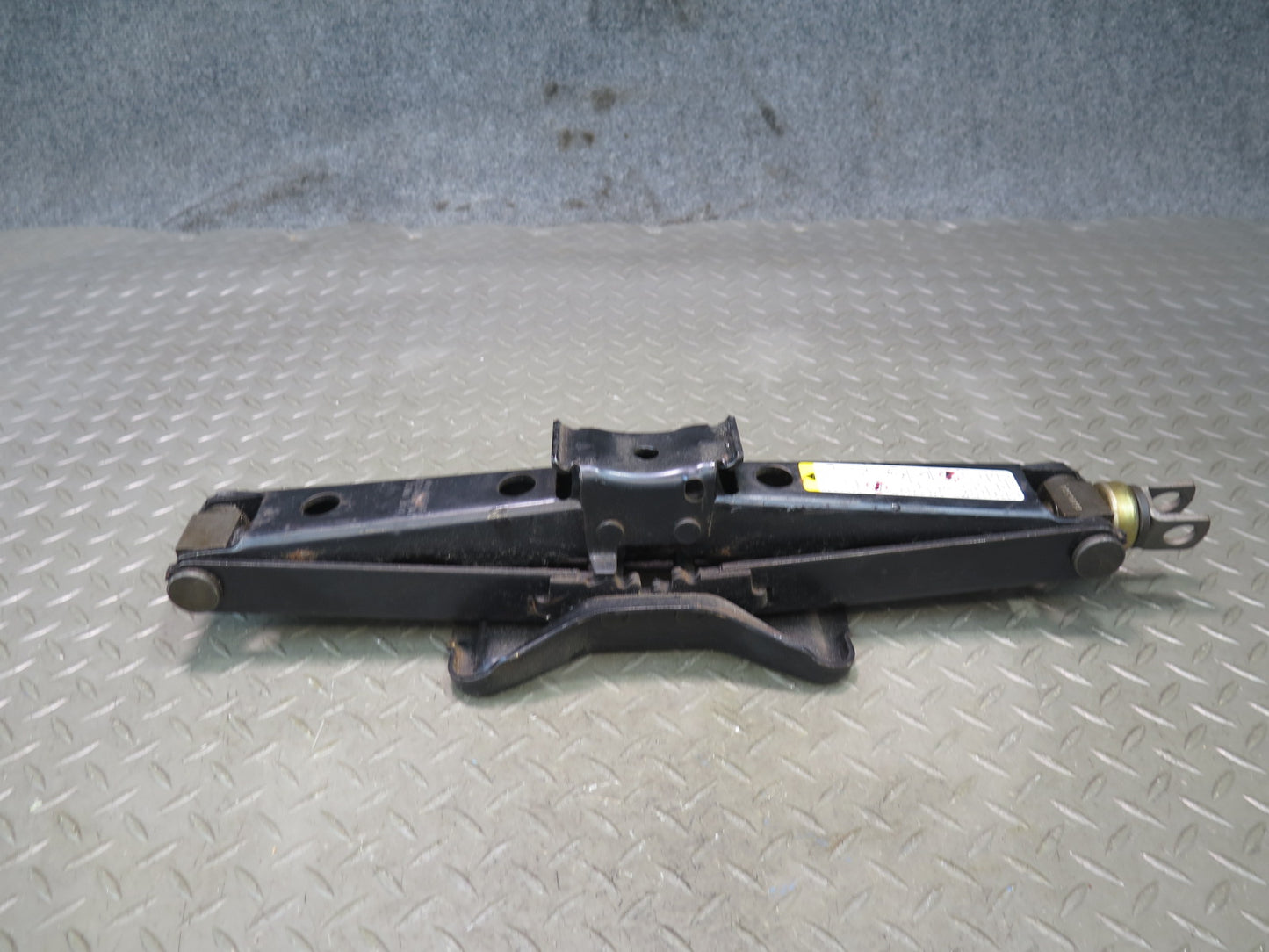2003-2009 Hummer H2 Emergency Spare Tire Lift Jack Tool