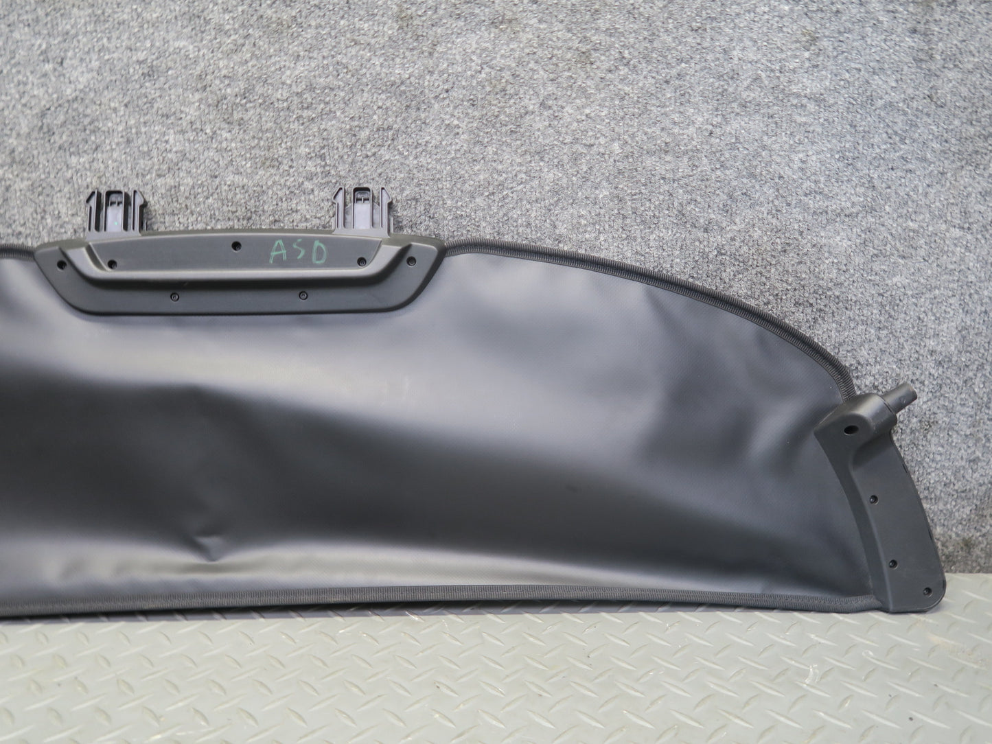 2017-2023 Alfa Romeo Stelvio Rear Trunk Cargo Roller w Shade Cover Black Set