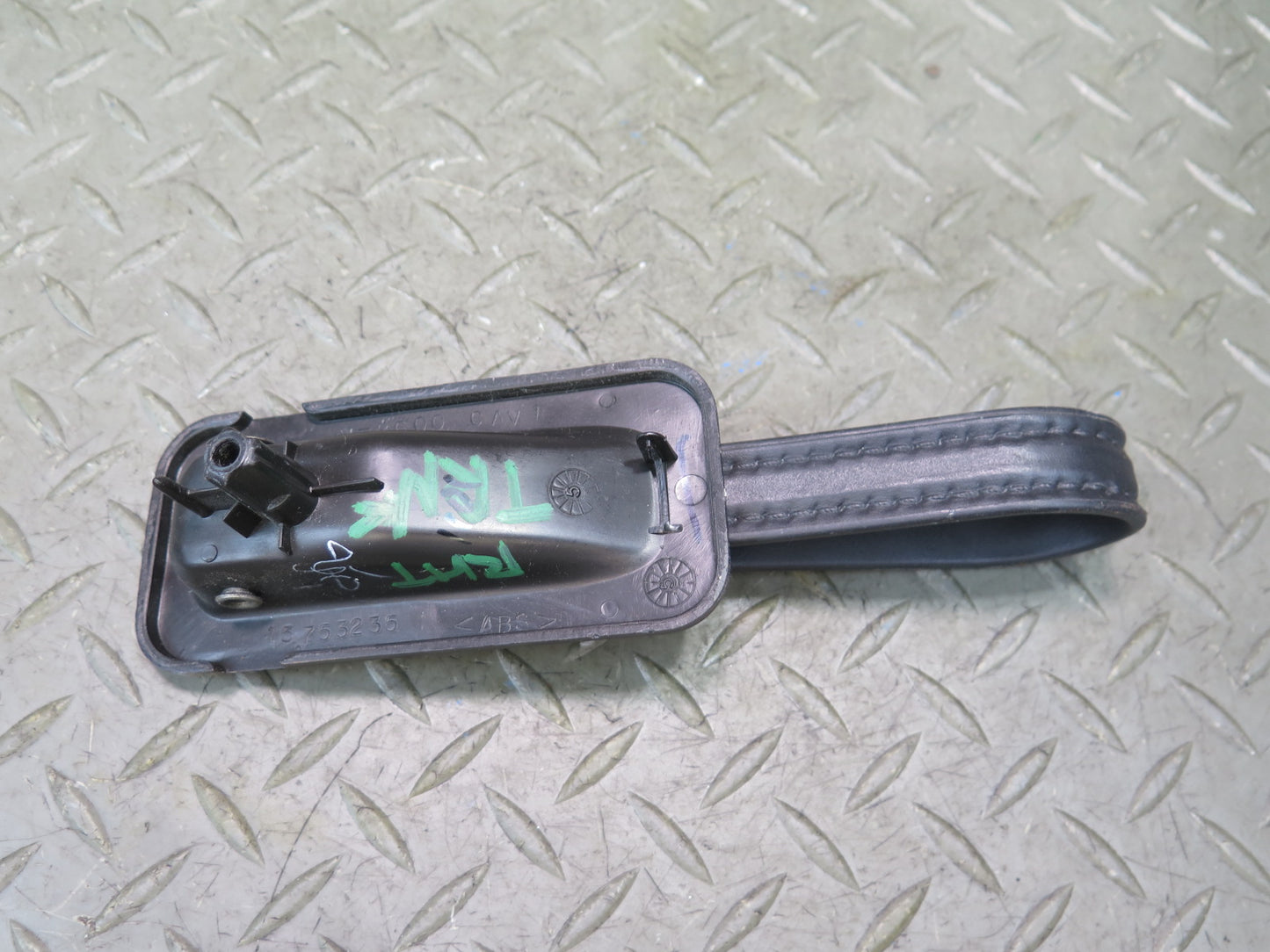 2003-2007 Hummer H2 Rear Trunk Liftgate Assist Pull Lift Strap Handle 15753235