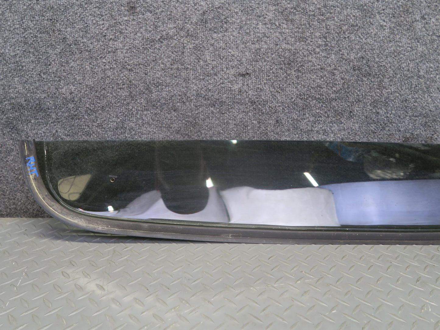 2003-2009 Hummer H2 Upper Roof Overhead Sunroof Wind Deflector