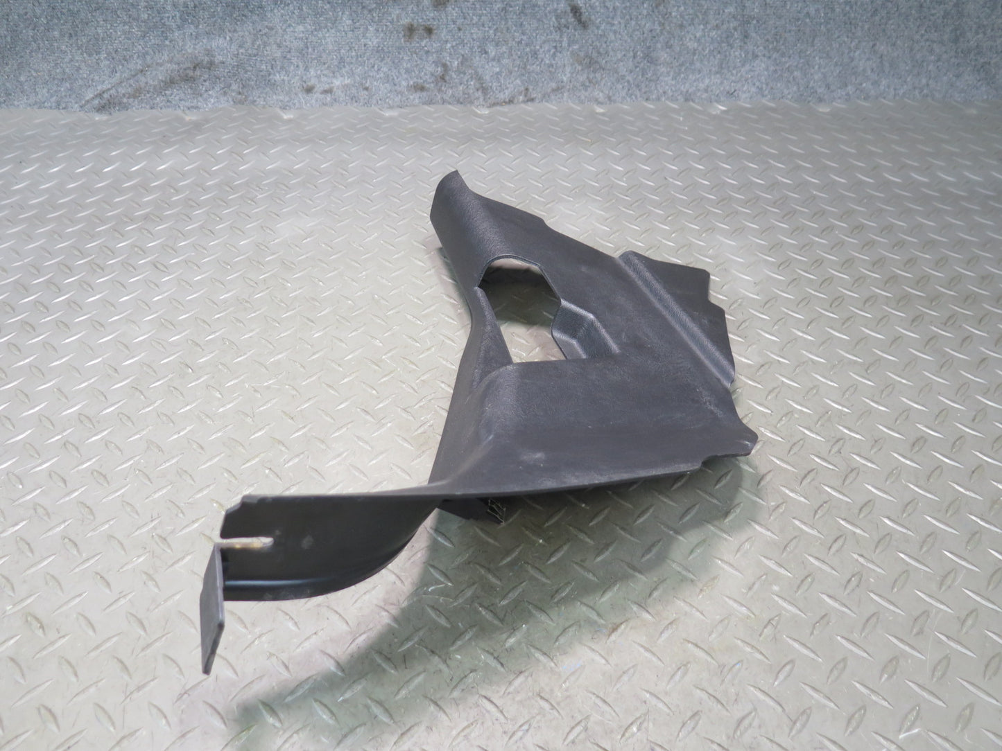 2003-2009 Hummer H2 Front Left & Right Lower Kick Trim Cover Panel Set of 2