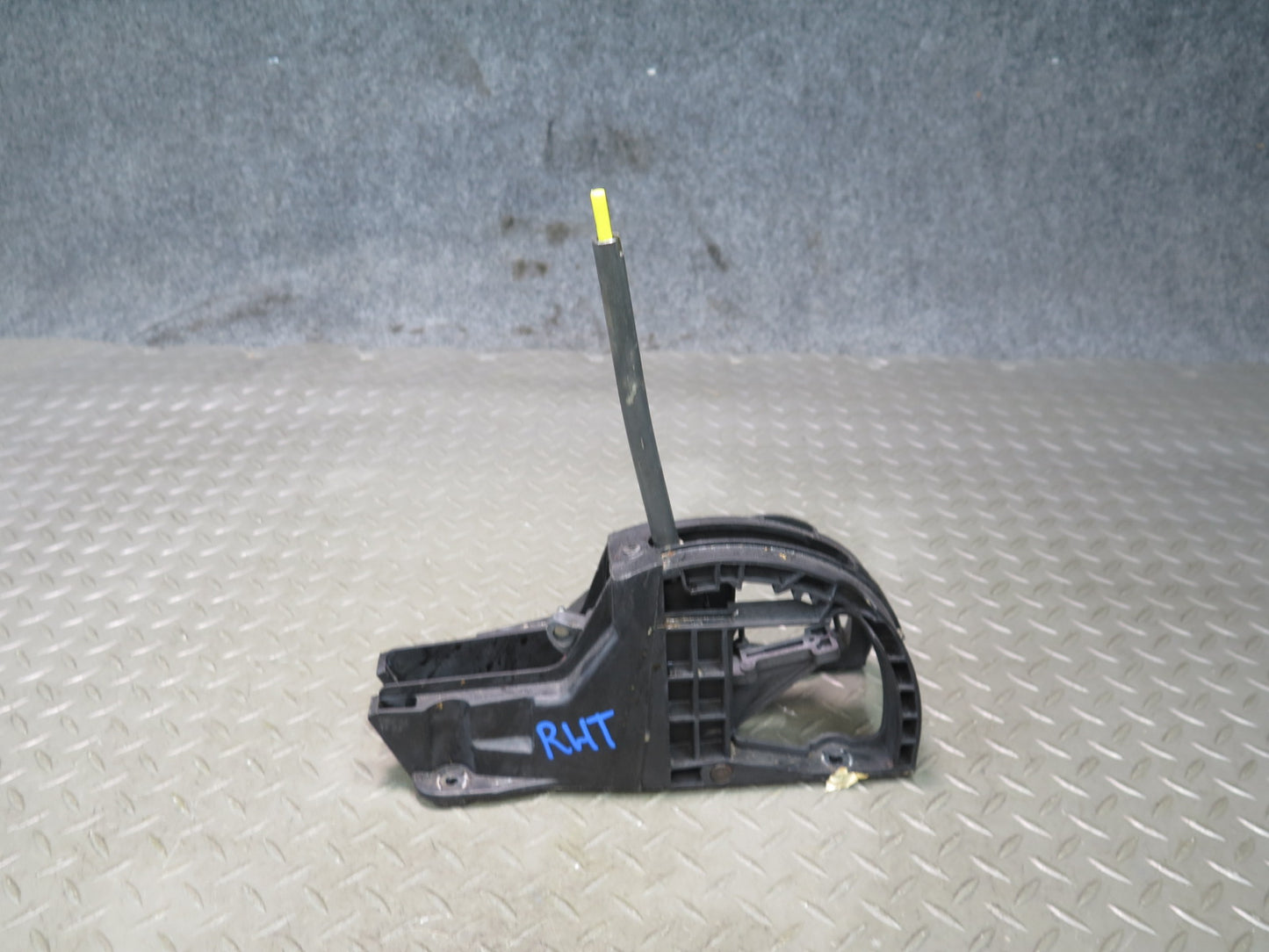 2003-2007 Hummer H2 A/T Automatic Transmission Gear Shifter Selector