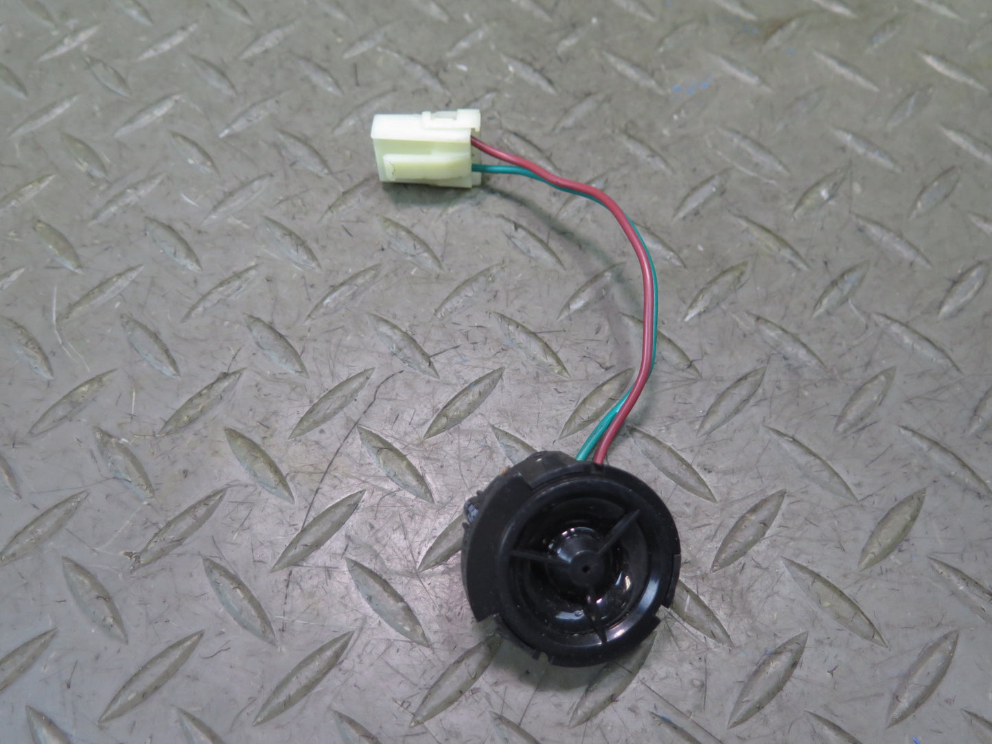 2003-2007 Hummer H2 Front Left & Right A Pillar Tweeter Speaker Set of 2