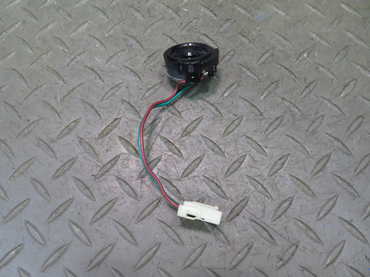 2003-2007 Hummer H2 Front Left & Right A Pillar Tweeter Speaker Set of 2