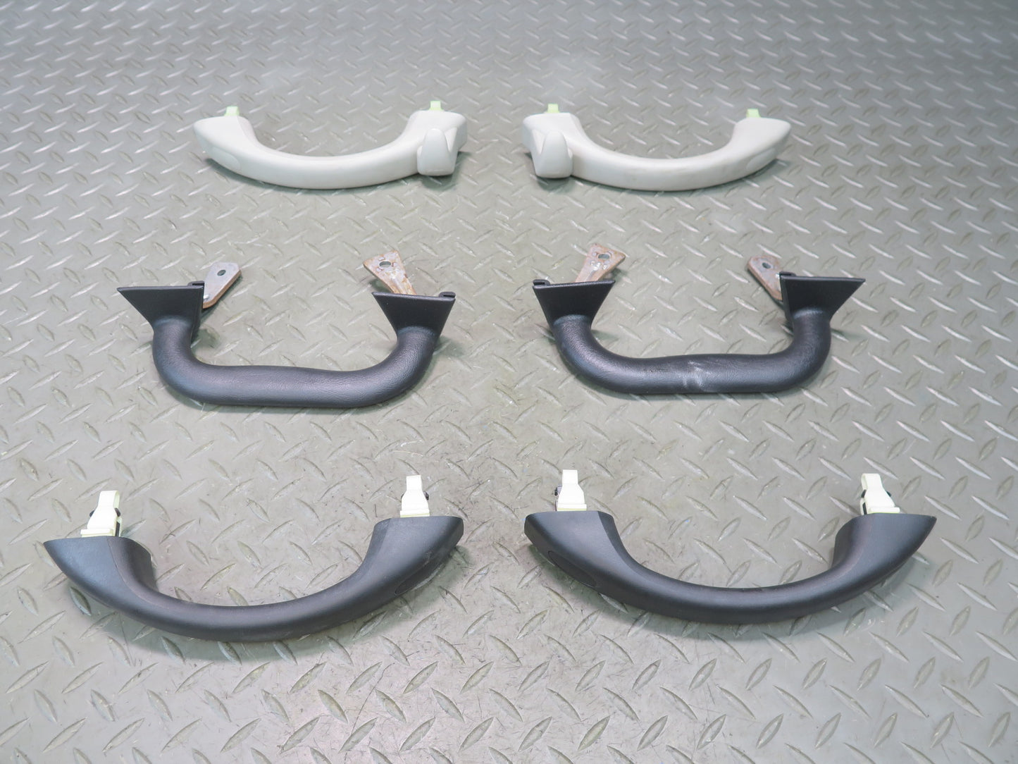 2003-2007 Hummer H2 Left & Right A B Pillar Roof Grip Grab Handle Set of 7