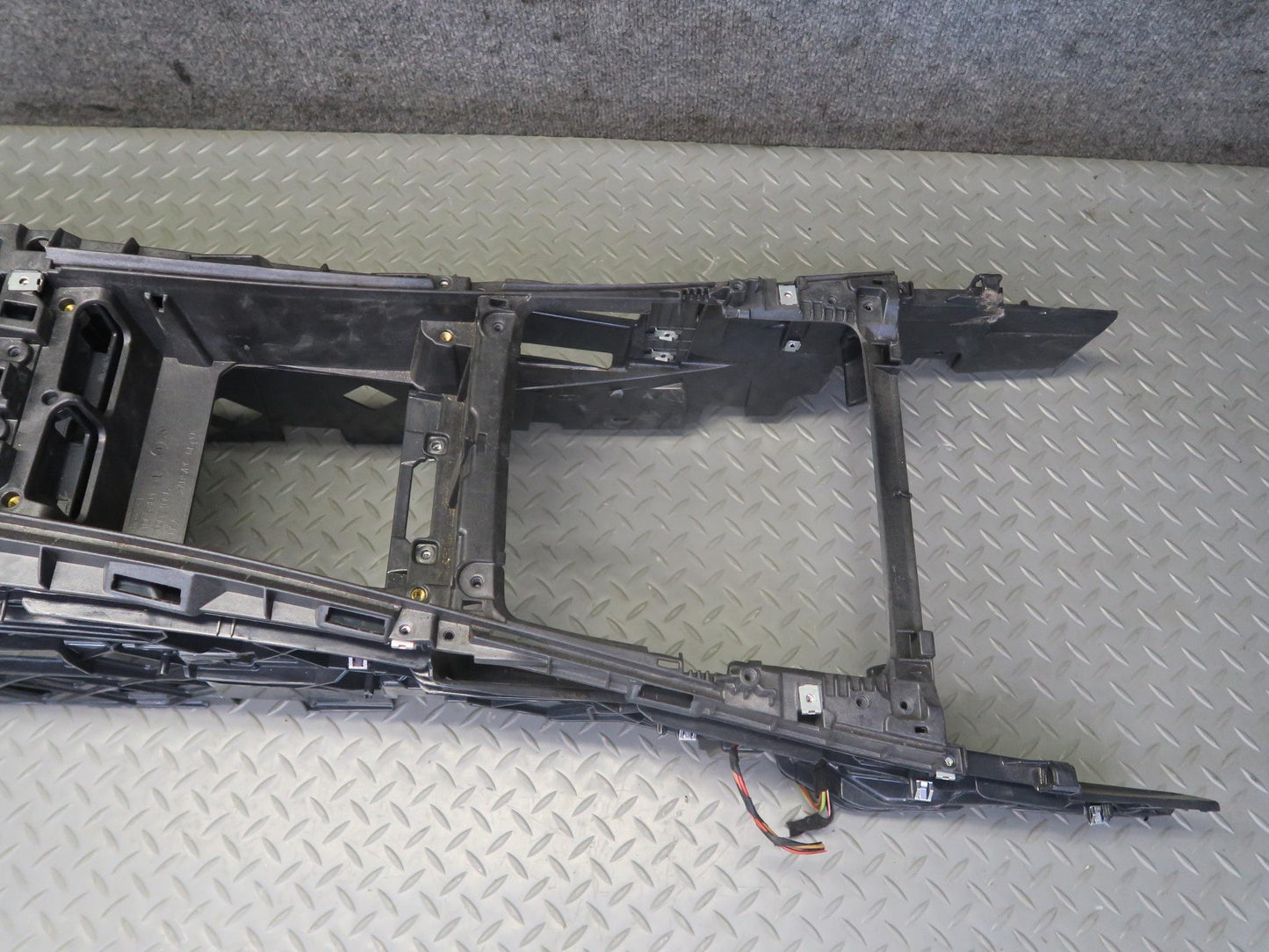 2008-2014 BMW E71 E72 X6 X6M Center Console Trim Cover Panel Support Bracket