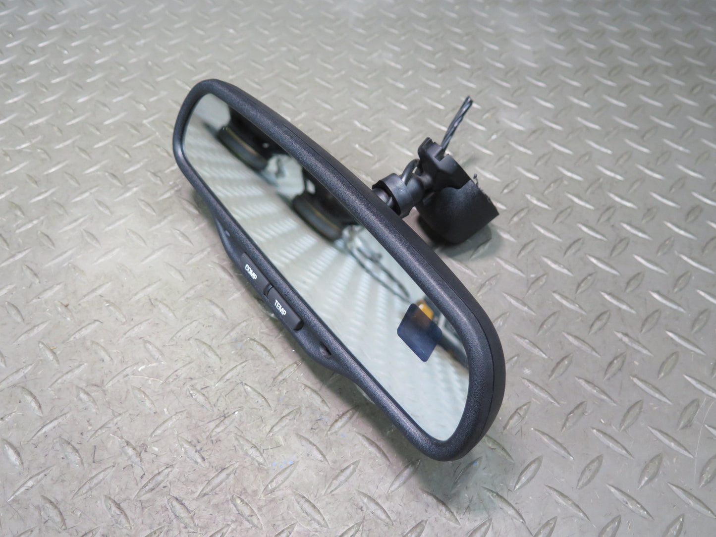 2003-2009 Hummer H2 Front Upper Auto Dim Interior Rear View Mirror
