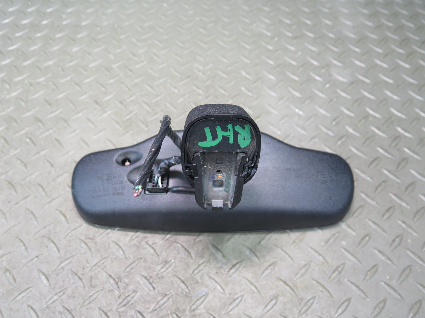 2003-2009 Hummer H2 Front Upper Auto Dim Interior Rear View Mirror