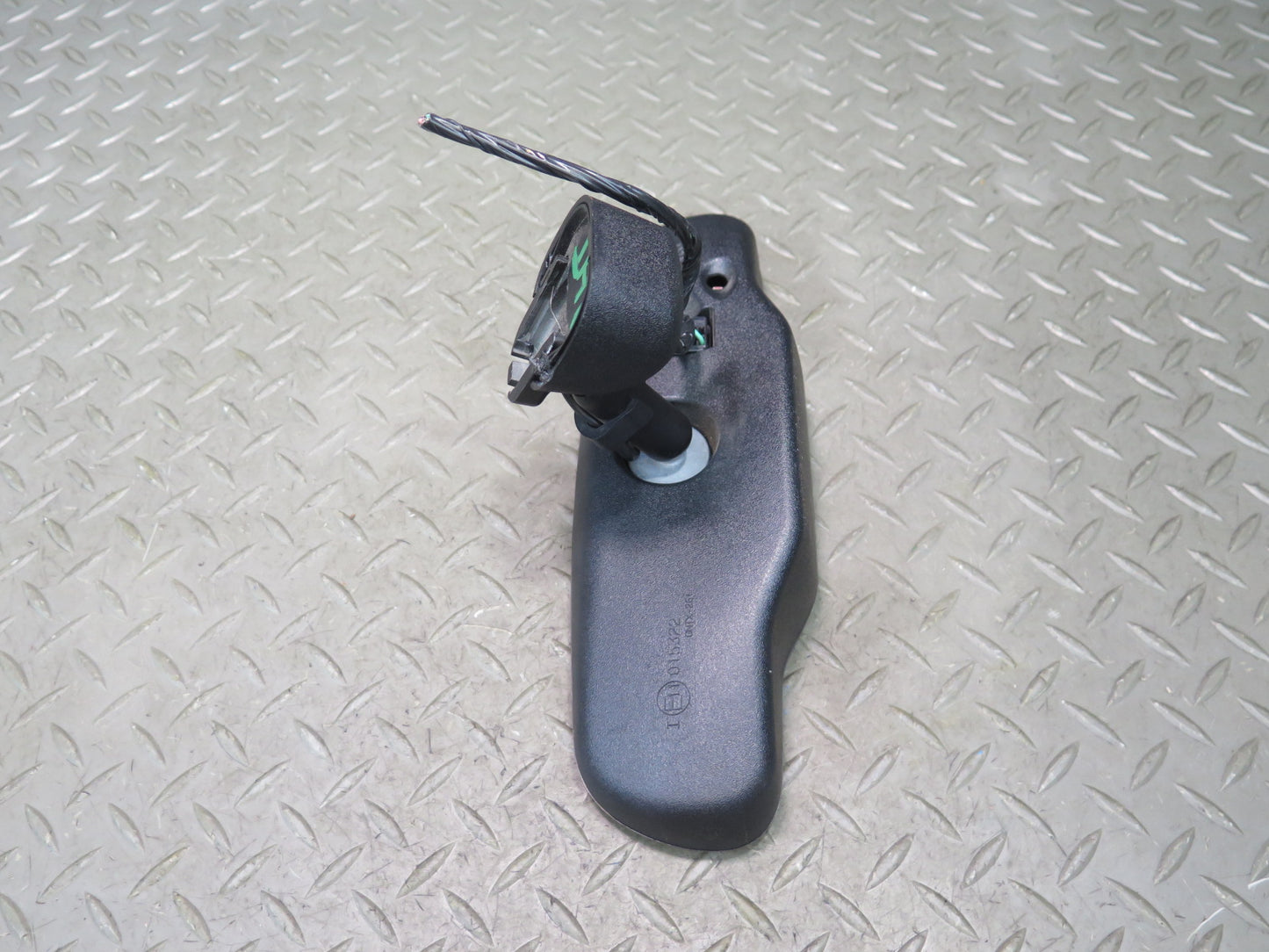 2003-2009 Hummer H2 Front Upper Auto Dim Interior Rear View Mirror