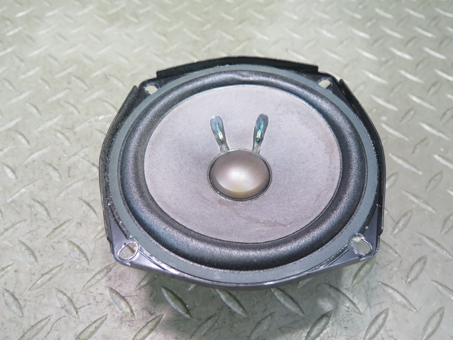 2003-2007 Hummer H2 Rear Left & Right Side Door Audio Speaker Bose Set