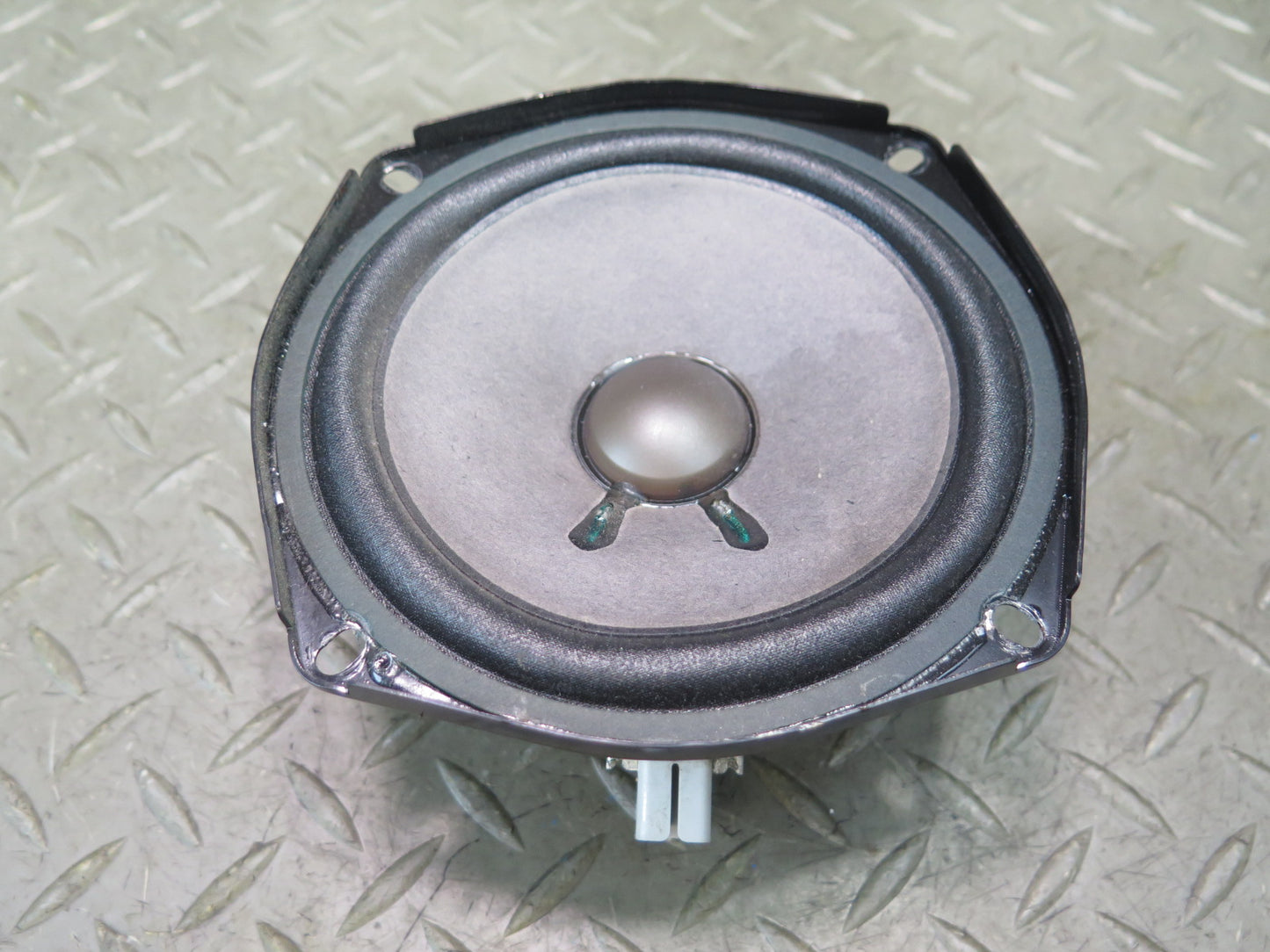 2003-2007 Hummer H2 Rear Left & Right Side Door Audio Speaker Bose Set