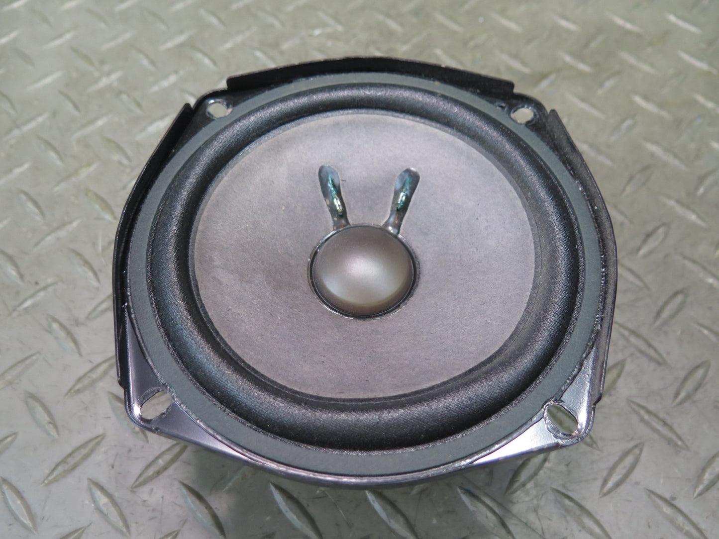 2003-2007 Hummer H2 Rear Left & Right Side Door Audio Speaker Bose Set