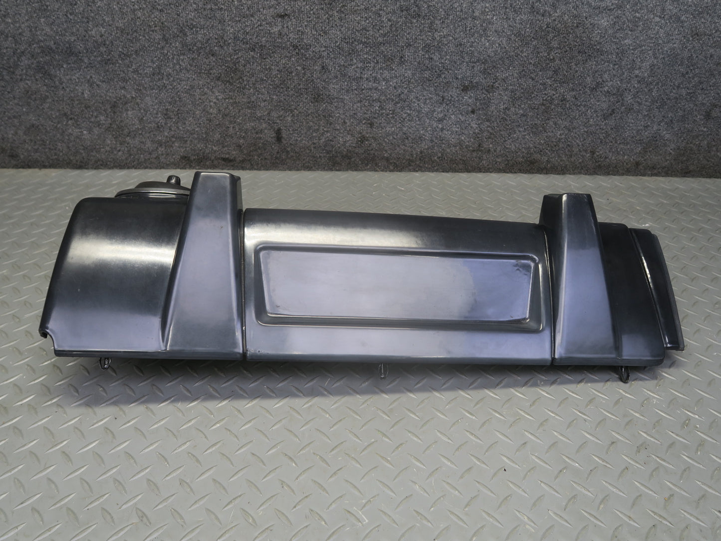 2003-2007 Hummer H2 Right Side Dash Upper Trim Panel W/ Air Vent Assembly
