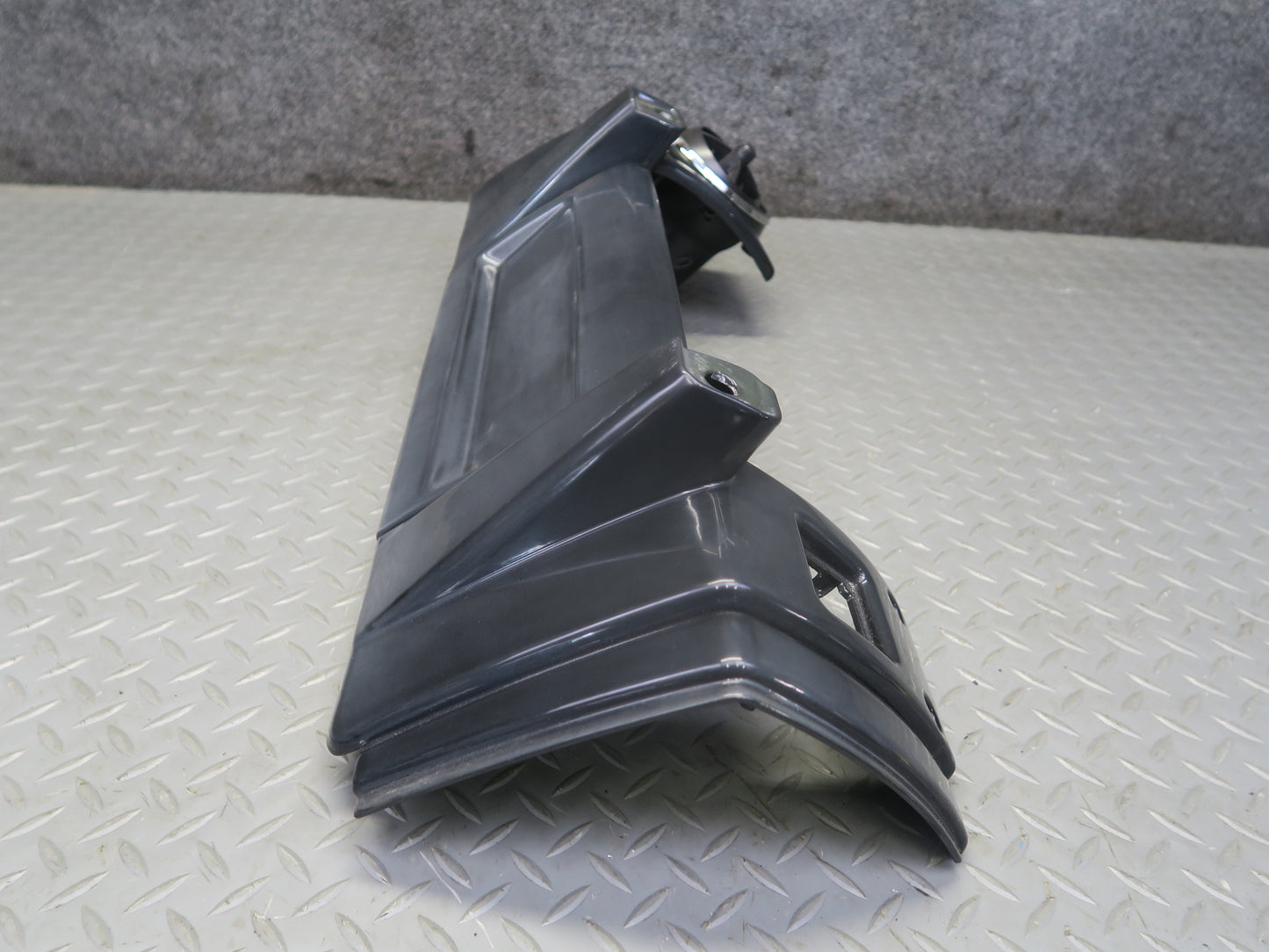 2003-2007 Hummer H2 Right Side Dash Upper Trim Panel W/ Air Vent Assembly