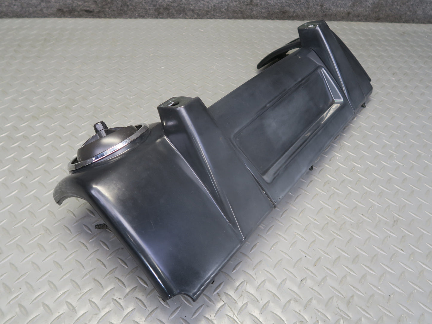 2003-2007 Hummer H2 Right Side Dash Upper Trim Panel W/ Air Vent Assembly