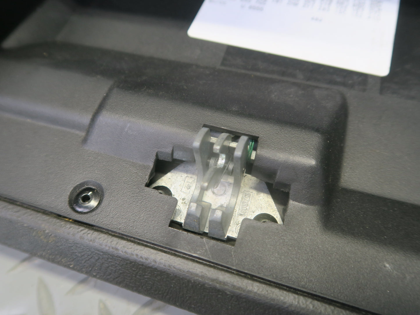 2003-2007 Hummer H2 Dash Front Right Glove Box Compartment Storage
