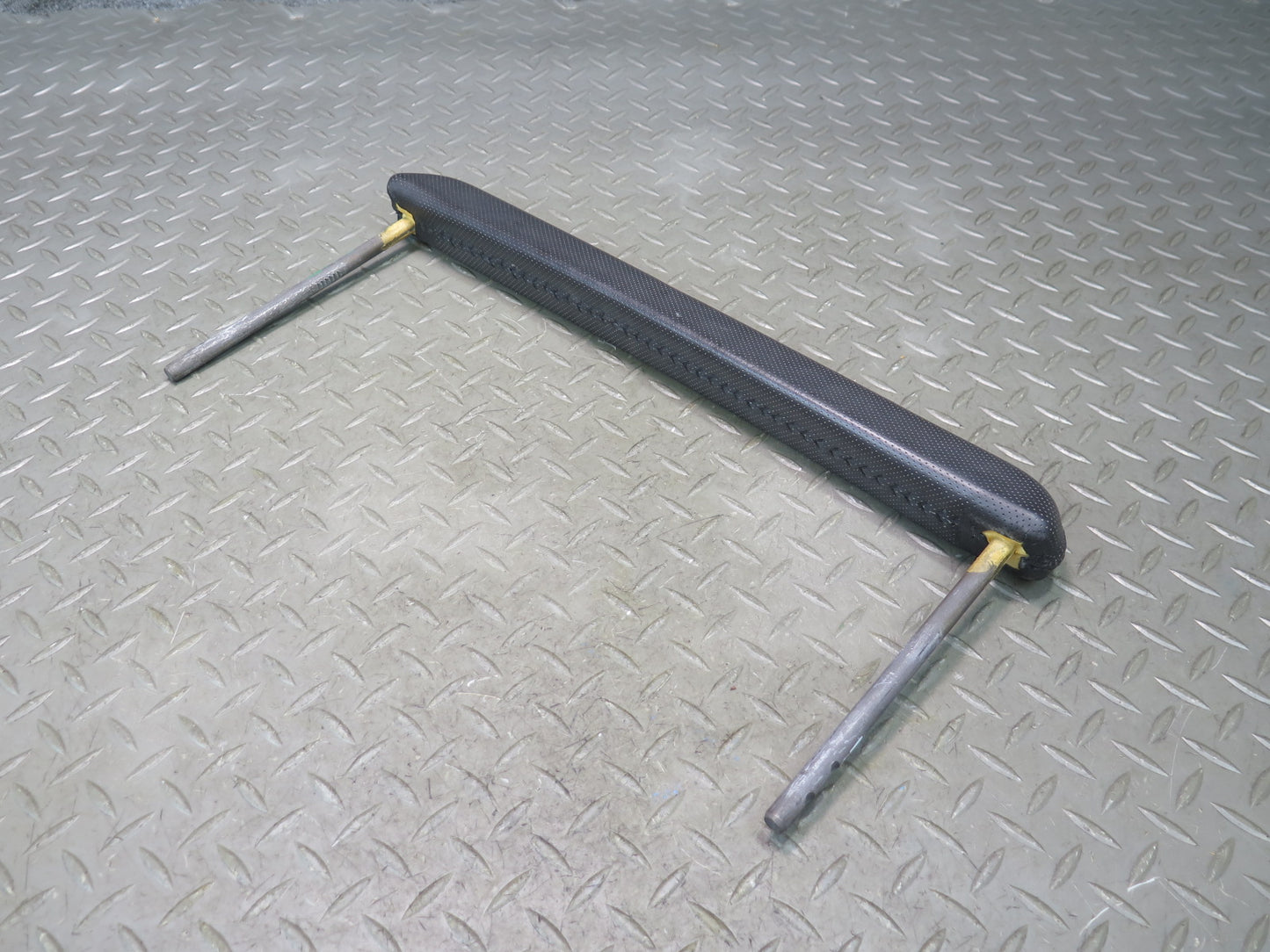2003-2007 Hummer H2 Dash Front Right Grip Grab Handle Bar