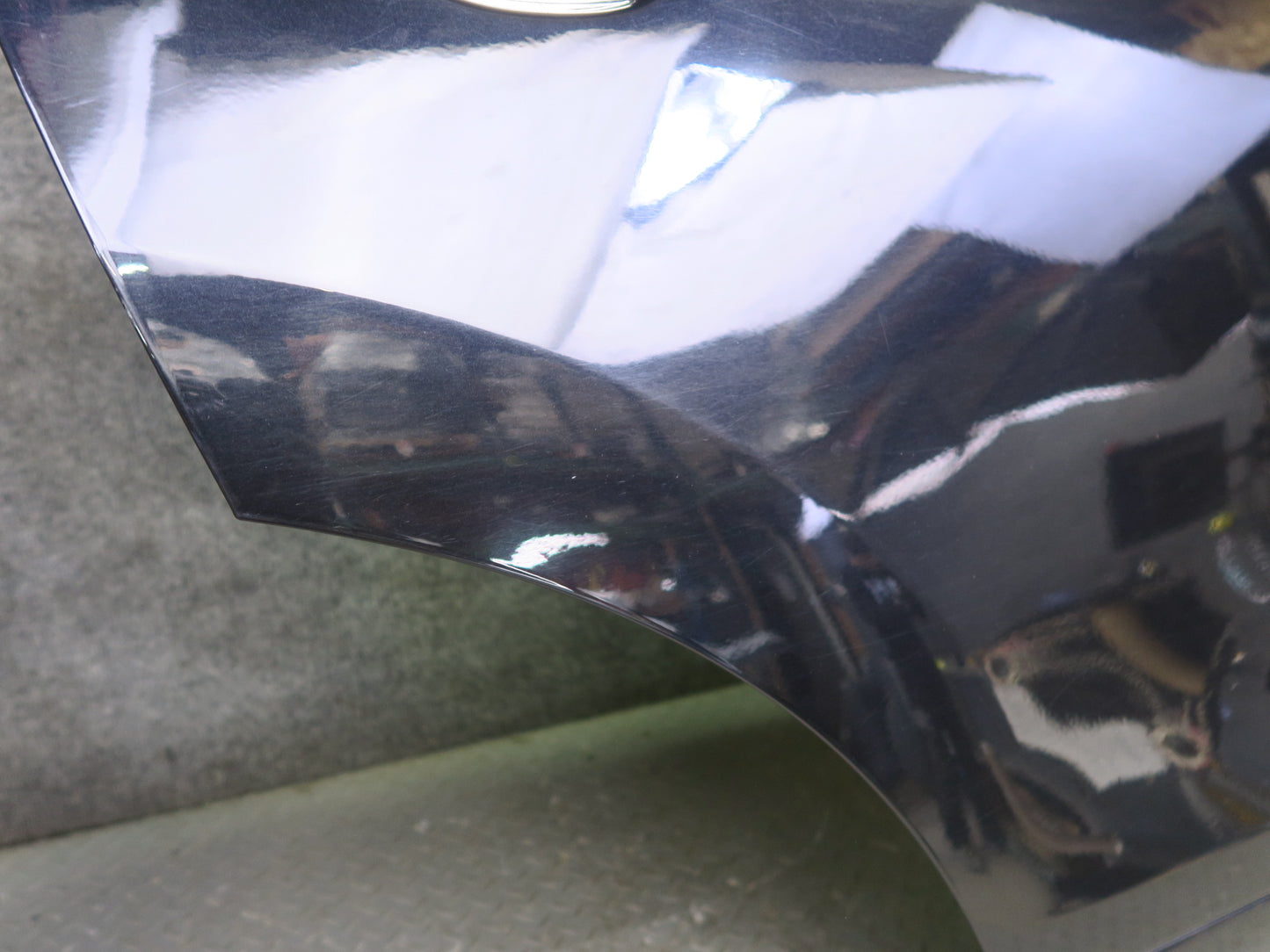 2011-2018 Porsche Cayenne 958 Rear Right Side Door Shell Frame Panel w Glass