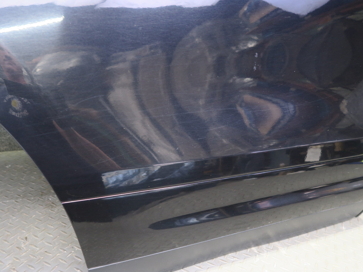 2011-2018 Porsche Cayenne 958 Rear Right Side Door Shell Frame Panel w Glass