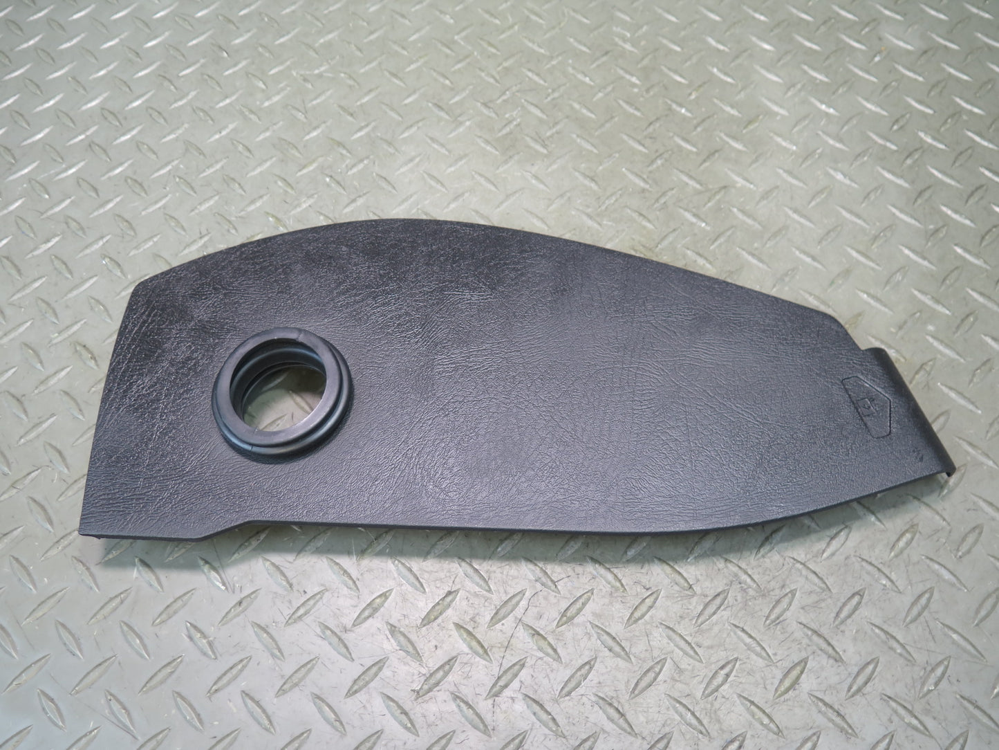 2003-2007 Hummer H2 Dash Front Left & Right END Trim Cover Panel Set of 2