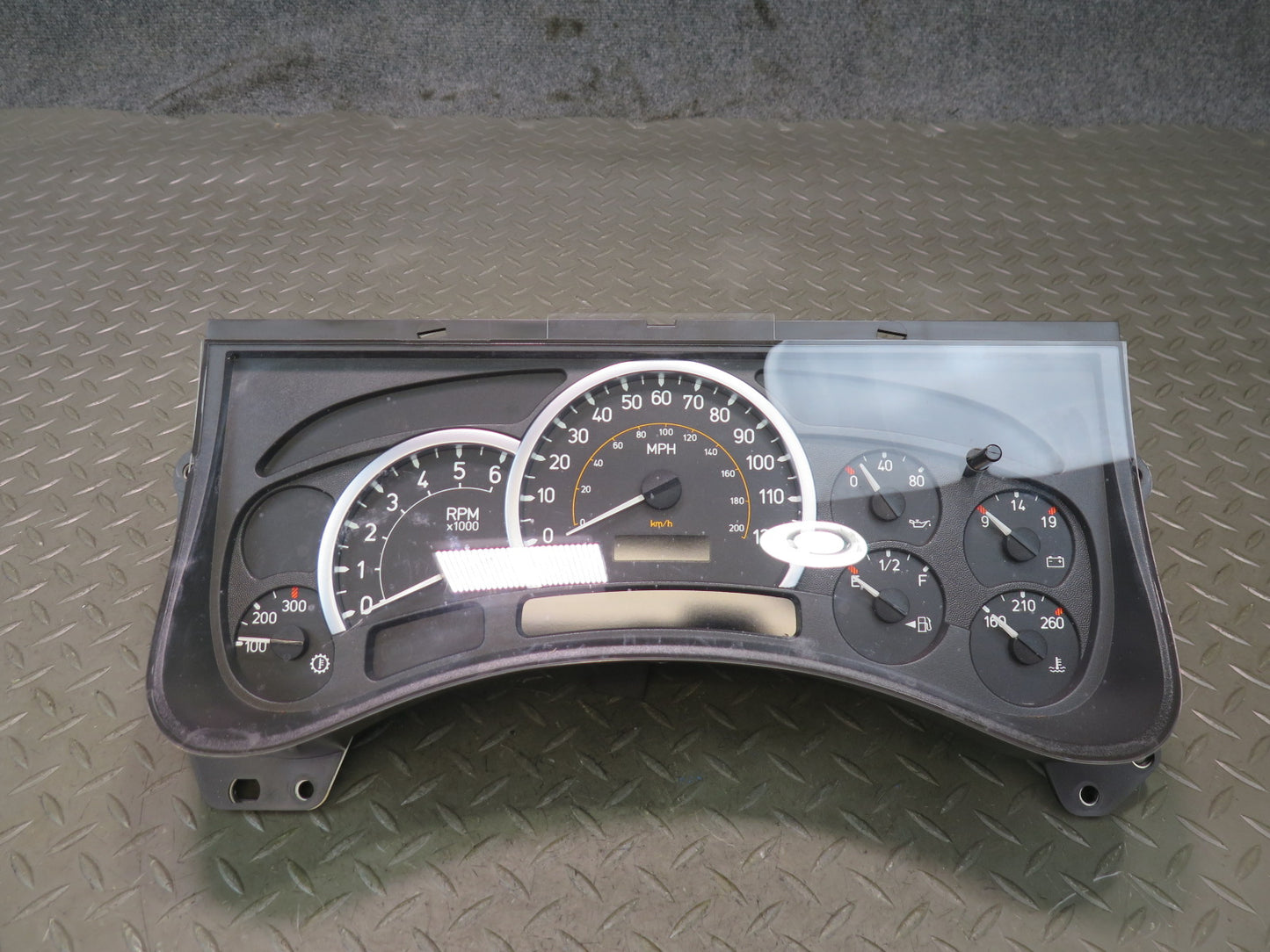 2005 Hummer H2 Dash Speedometer Instrument Gauge Cluster 15223557