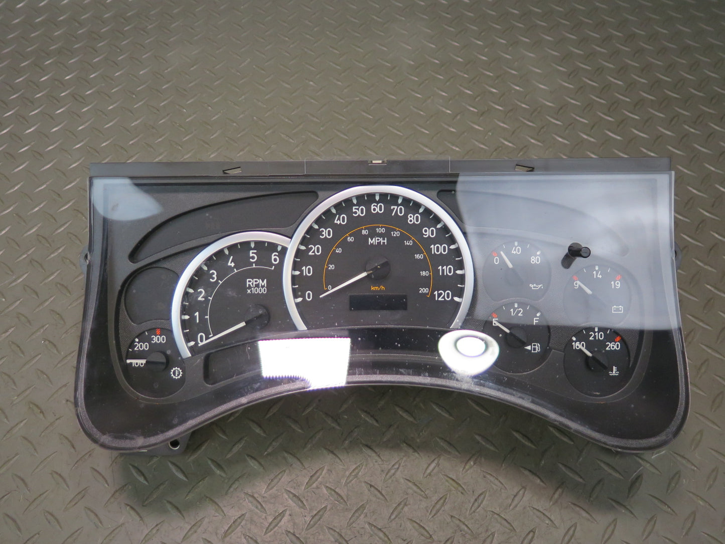 2005 Hummer H2 Dash Speedometer Instrument Gauge Cluster 15223557