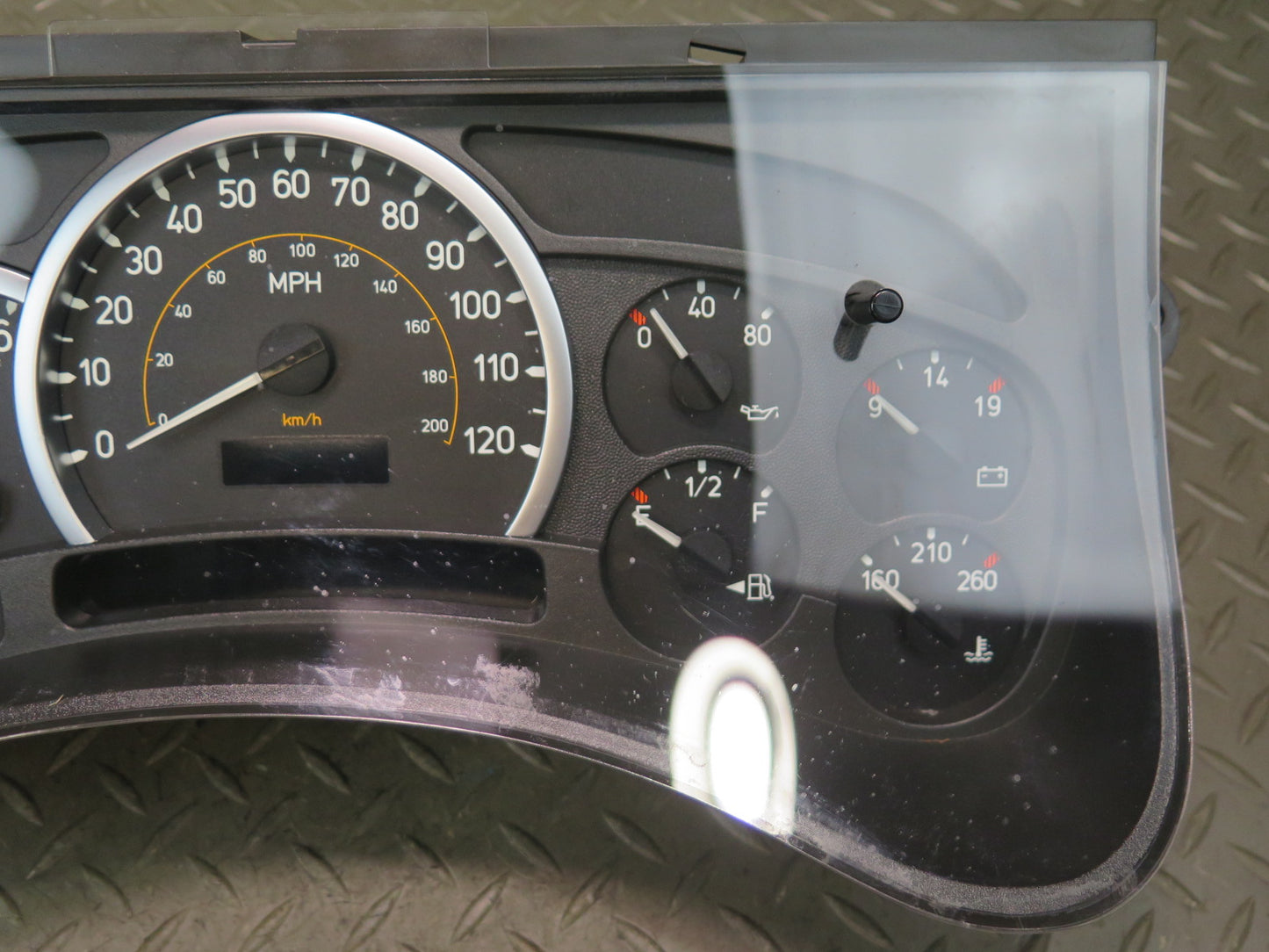 2005 Hummer H2 Dash Speedometer Instrument Gauge Cluster 15223557