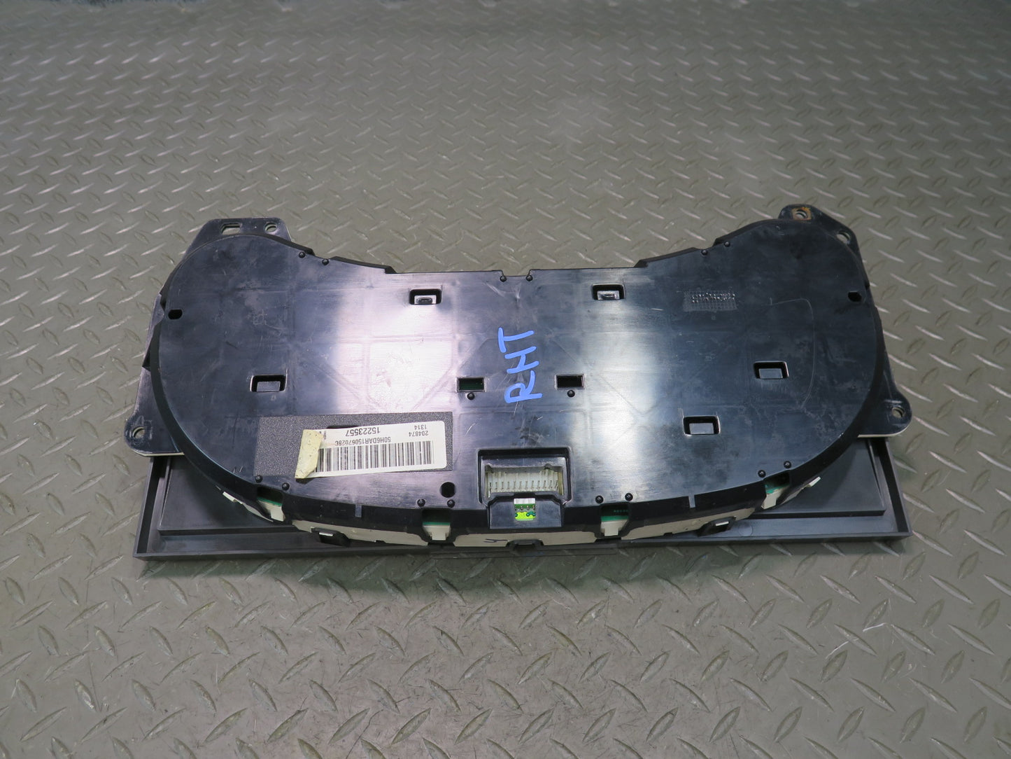 2005 Hummer H2 Dash Speedometer Instrument Gauge Cluster 15223557