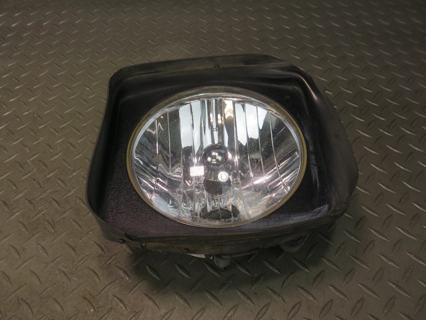 2003-2009 Hummer H2 Front Right & Left Side Halogen Headlight Lamp Set