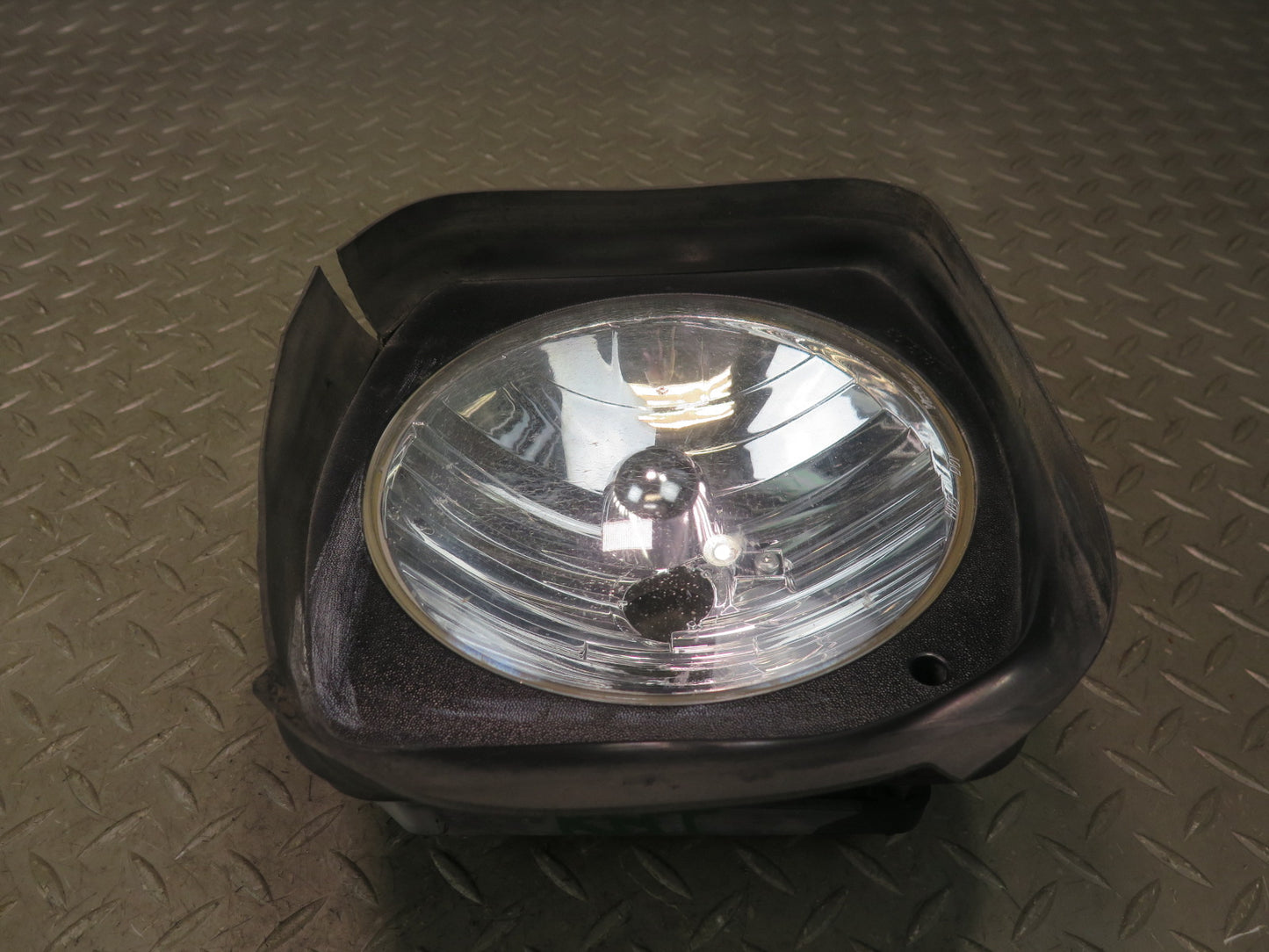 2003-2009 Hummer H2 Front Right & Left Side Halogen Headlight Lamp Set