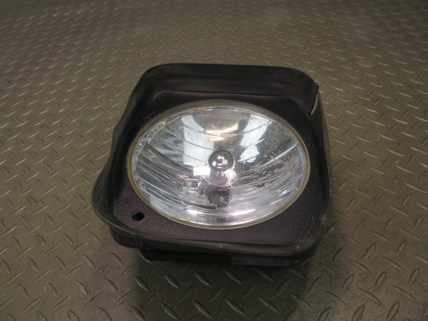 2003-2009 Hummer H2 Front Right & Left Side Halogen Headlight Lamp Set