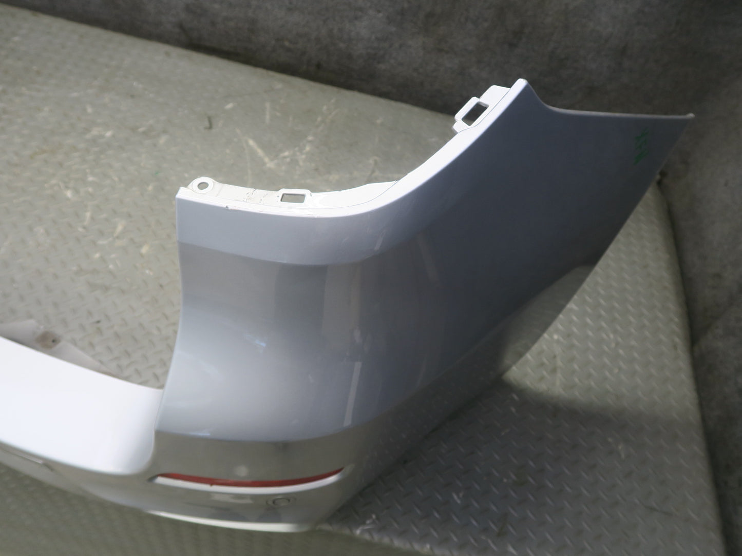2014-2018 BMW F15 X5 M-sport Rear Bumper Cover w PDC Sensors Glacier Silver