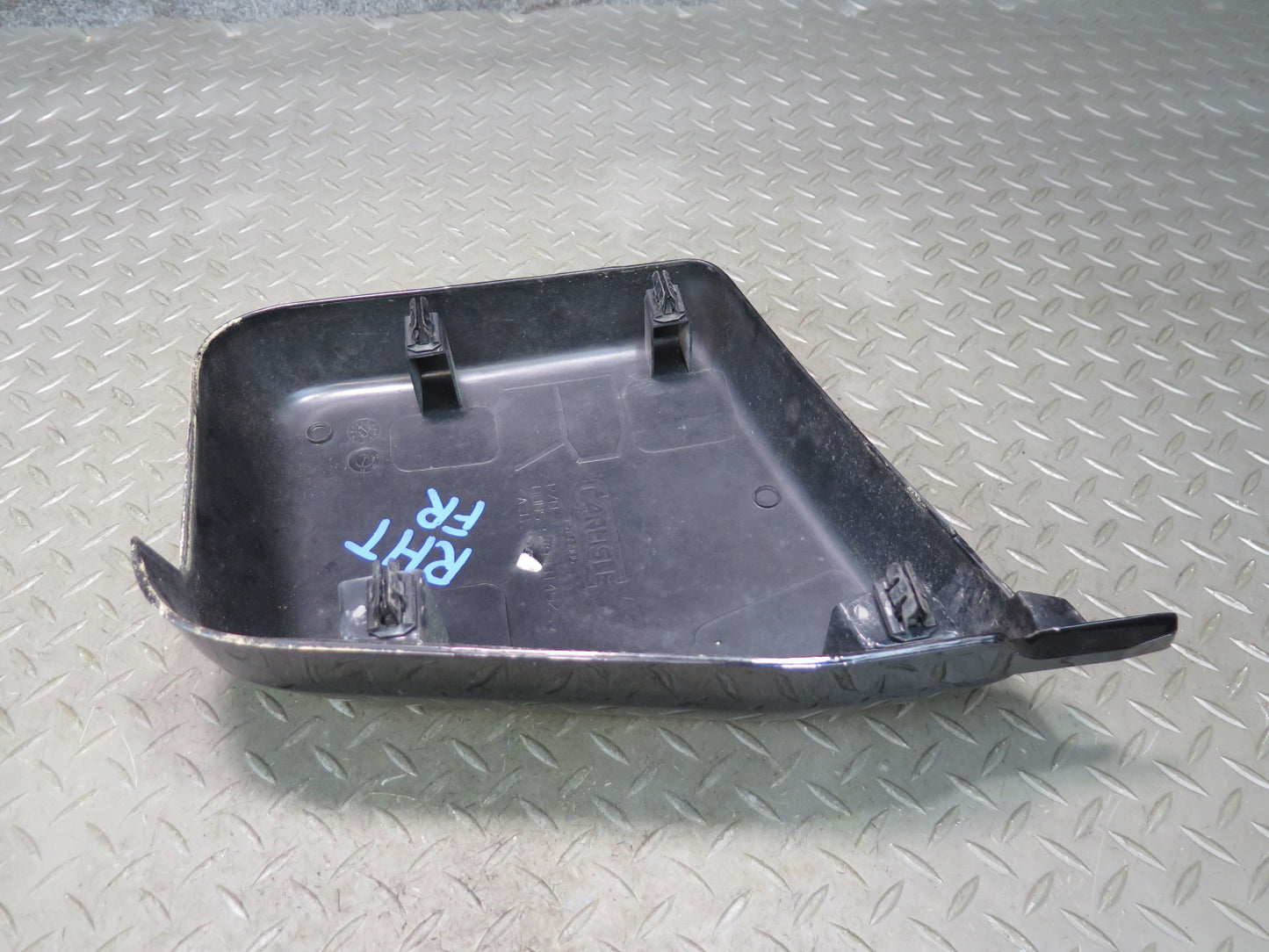 2003-2009 Hummer H2 Front Right Side Cowl Vent Panel END Cap Cover Black