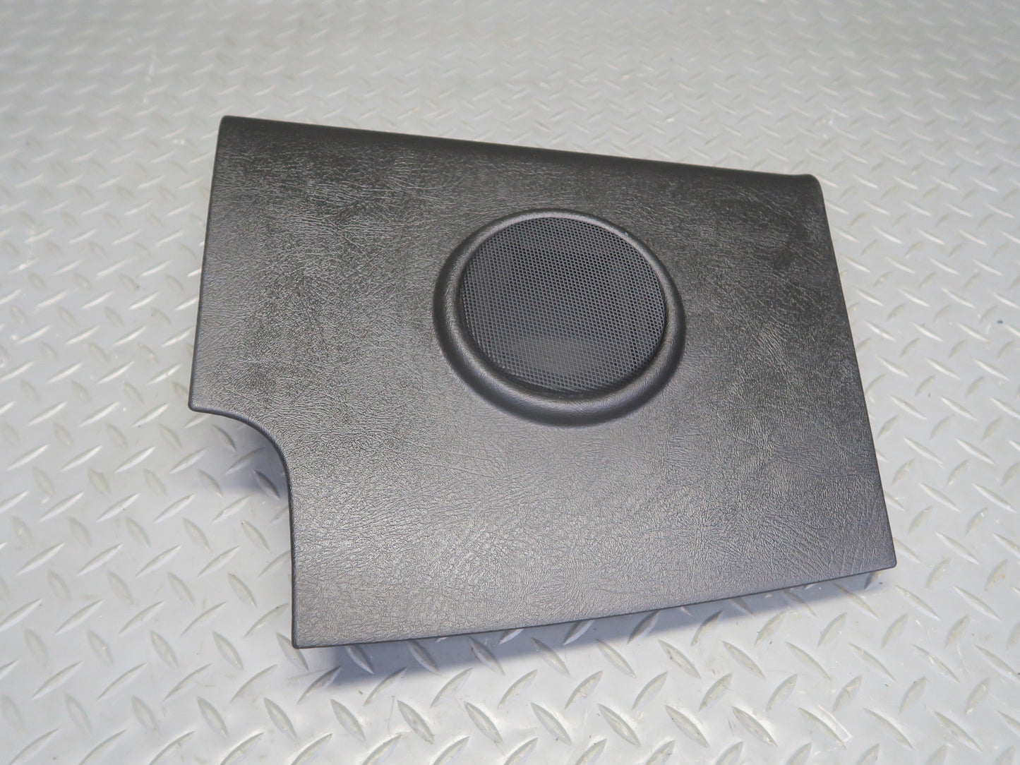 2003-2007 Hummer H2 Rear Left & Right Pillar Speaker Trim Cover Panel Set of 2