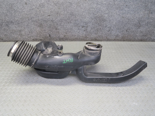 2003-2007 Hummer H2 6.0L Air Intake Cleaner Box Resonator Tube Pipe 15059739
