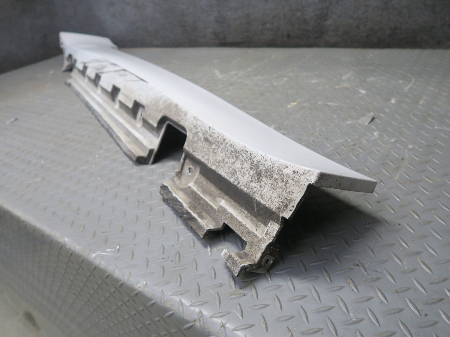 09-16 BMW E89 Z4 Set of 2 Left & Right Side Skirt Rocker Panel Molding OEM