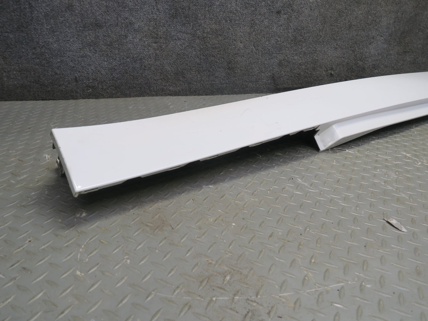 09-16 BMW E89 Z4 Set of 2 Left & Right Side Skirt Rocker Panel Molding OEM