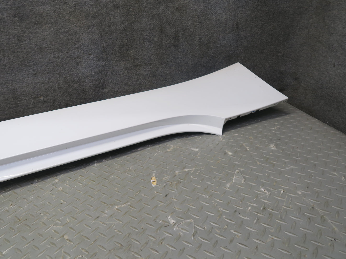 09-16 BMW E89 Z4 Set of 2 Left & Right Side Skirt Rocker Panel Molding OEM