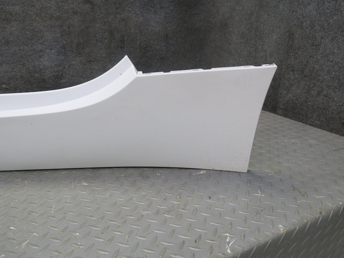 09-16 BMW E89 Z4 Set of 2 Left & Right Side Skirt Rocker Panel Molding OEM