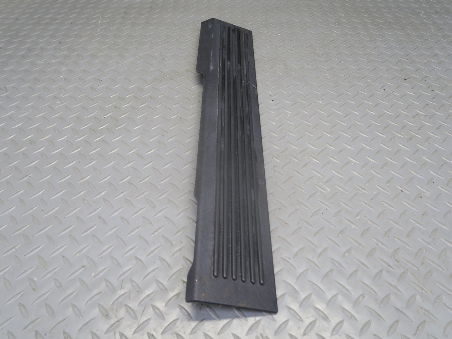 2003-2009 Hummer H2 Rear Left & Right Door Scuff Sill Plate Trim Panel Set of 2