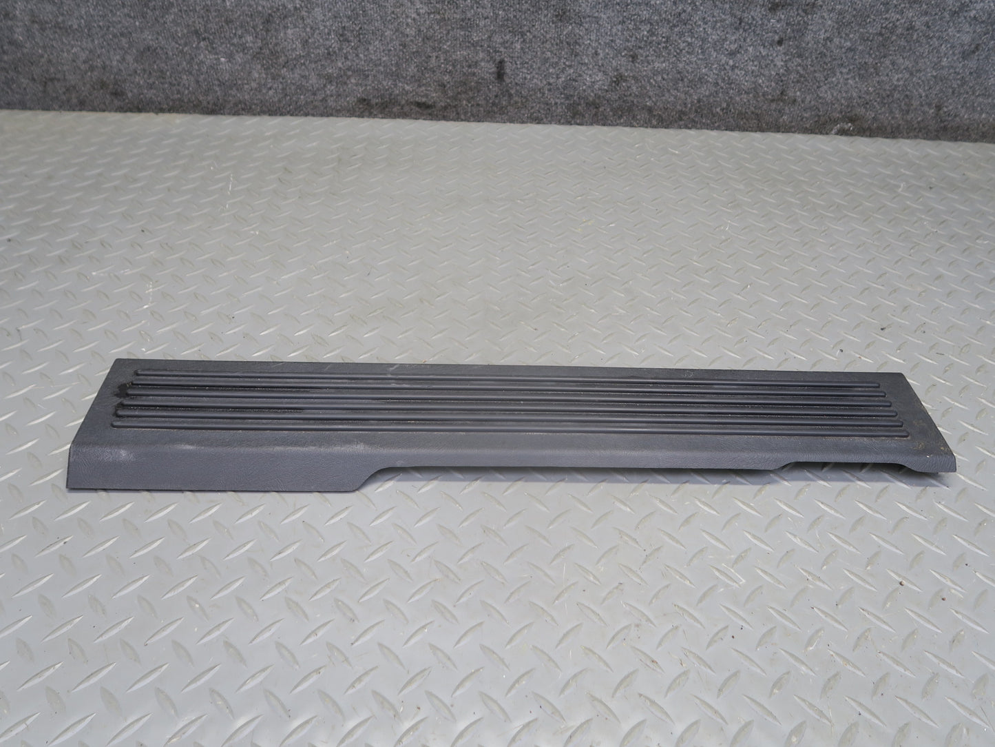 2003-2009 Hummer H2 Rear Left & Right Door Scuff Sill Plate Trim Panel Set of 2