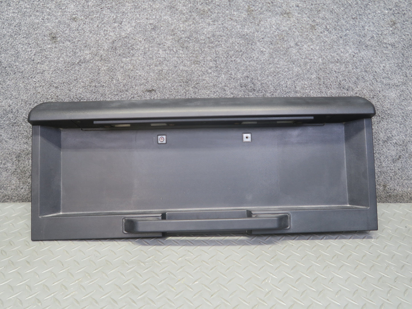 2003-2005 Hummer H2 Rear Trunk Lid Liftgate License Plate Panel W/ Handle
